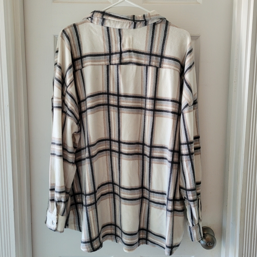 Fleece Flannel Top - Picture 4 of 4